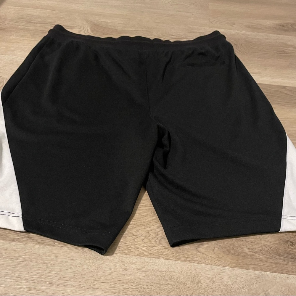 INC Men’s Regular-Fit Colorblocked Drawstring Short - Picture 5 of 5